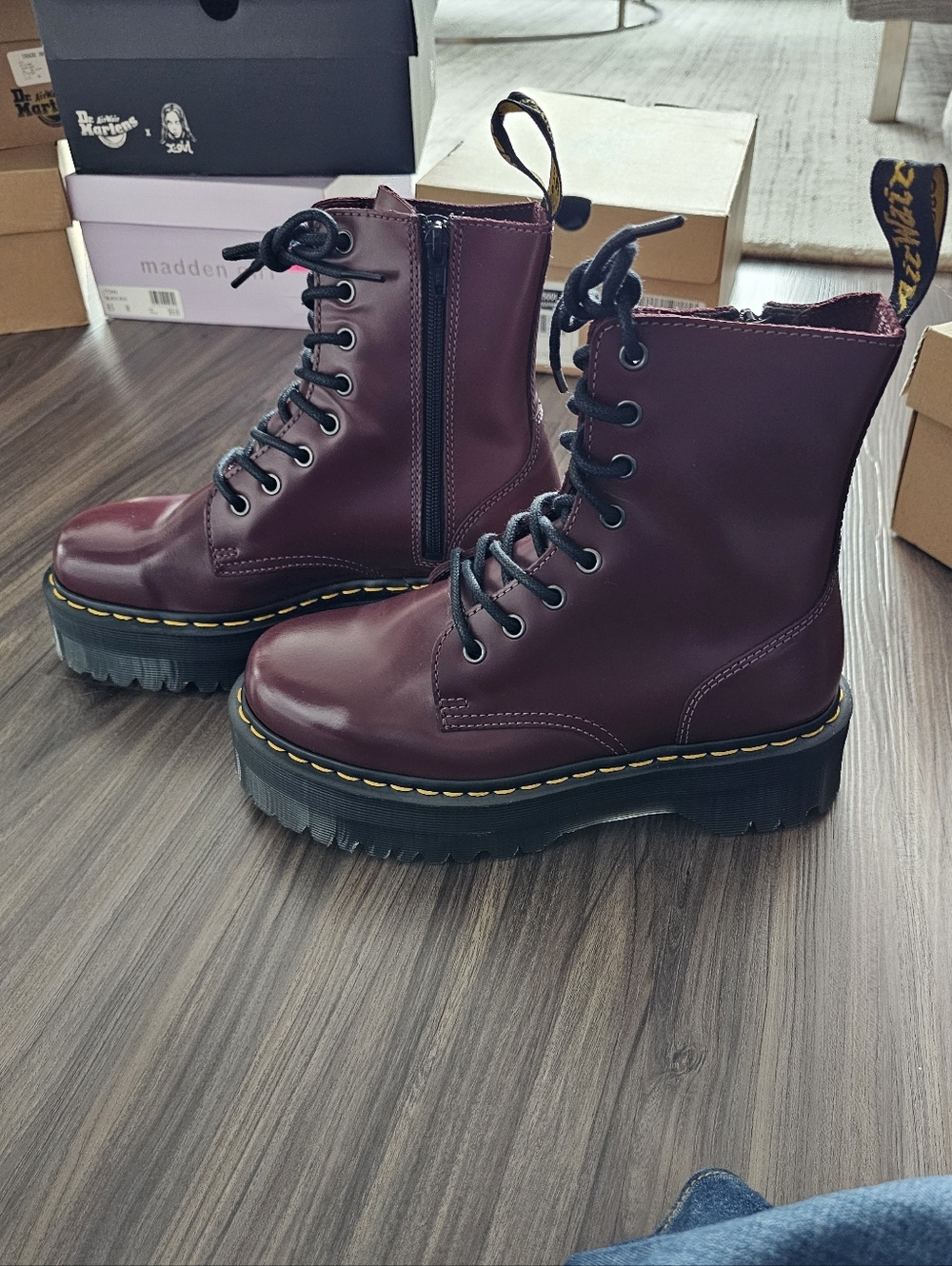 Dr. Martens Jadon Cherry Red Lace-Up Platform Combat Boots US8
